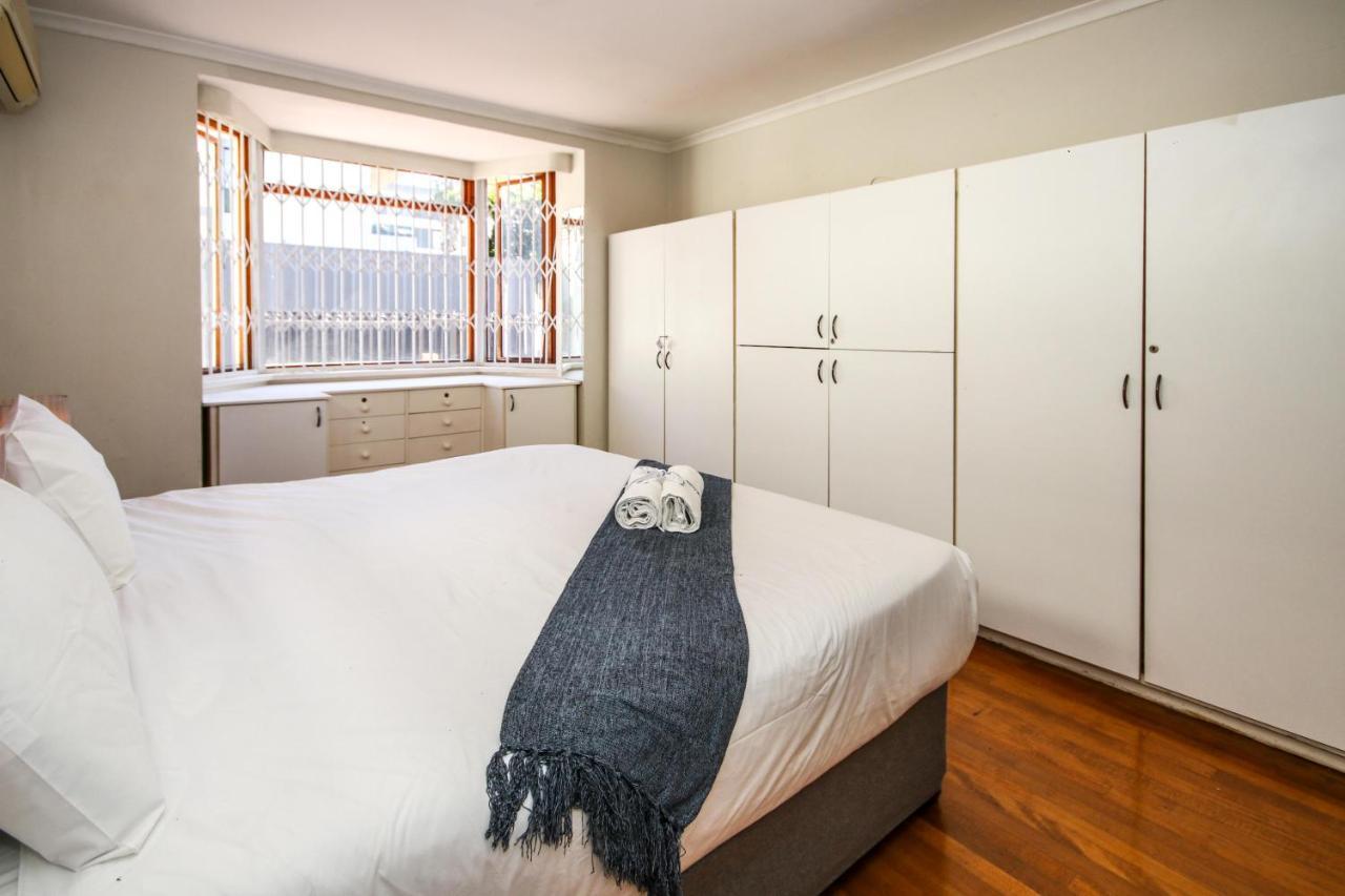 Holiday Home In Sea Point, Fresnaye Cape Town Luaran gambar