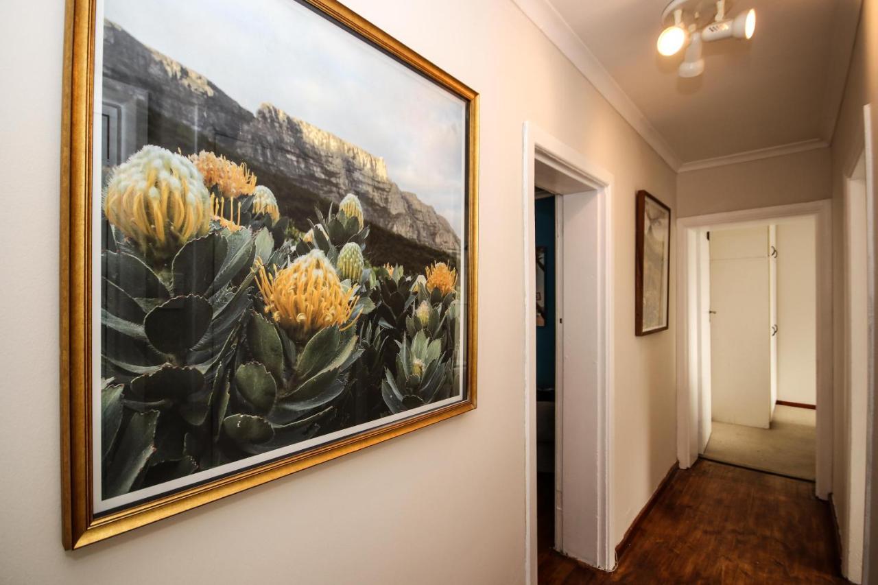 Holiday Home In Sea Point, Fresnaye Cape Town Luaran gambar